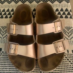 Birkenstock Rose Gold sandals sz 34